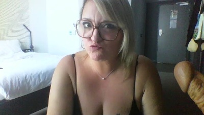 sexyglam live cam on Cam4