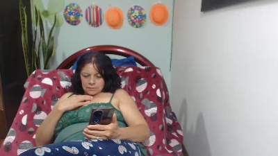 sexygradmom live cam on Cam4