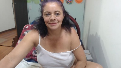 sexygradmom live cam on Cam4