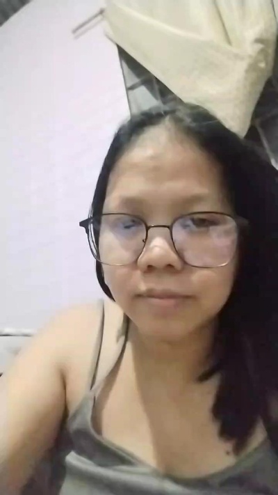 sexyliciousbut4 live cam on Cam4