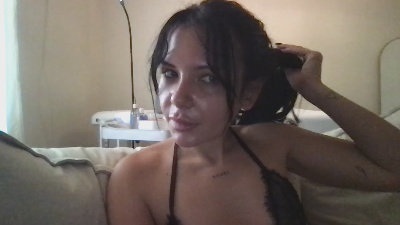 sexylola32_fun live cam on Cam4