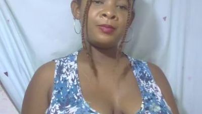 sexylove2 live cam on Cam4