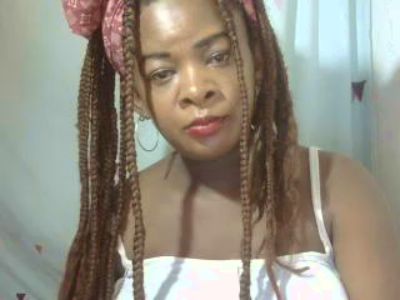 sexylove2 live cam on Cam4