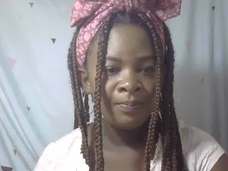 sexylove2 live cam on Cam4
