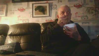 sexymanlol live cam on Cam4