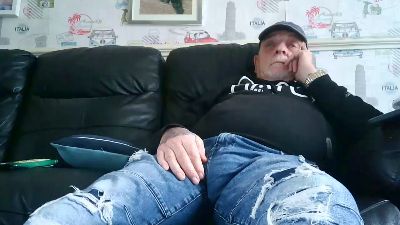 sexymanlol live cam on Cam4