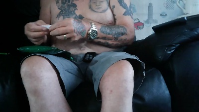 sexymanlol live cam on Cam4