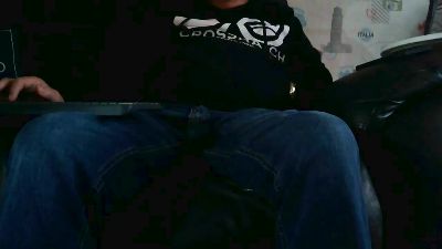 sexymanlol live cam on Cam4
