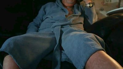 sexymanlol live cam on Cam4