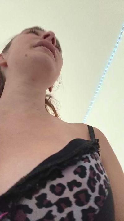 sexynana3 live cam on Cam4
