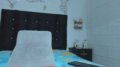 sexynova_93 live cam on Cam4