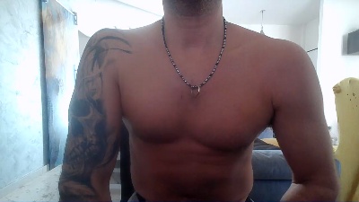 sexyromeboy live cam on Cam4