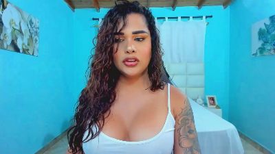 shadia_orozco live cam on Cam4