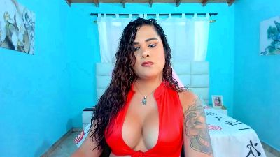 shadia_orozco live cam on Cam4