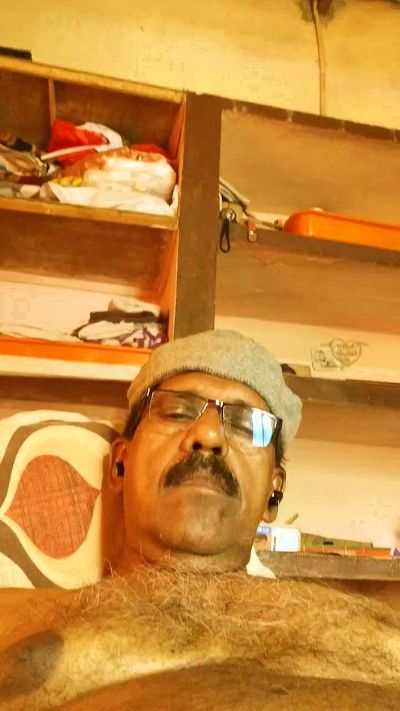 shadowman_xxx live cam on Cam4