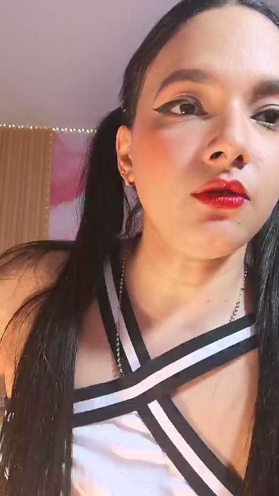 shagi_ live cam on Cam4