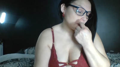 shamelessly_hot live cam on Cam4