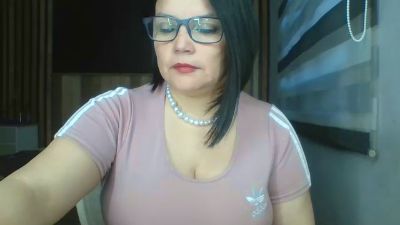 shamelessly_hot live cam on Cam4
