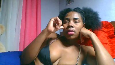 shamirah_sexy live cam on Cam4