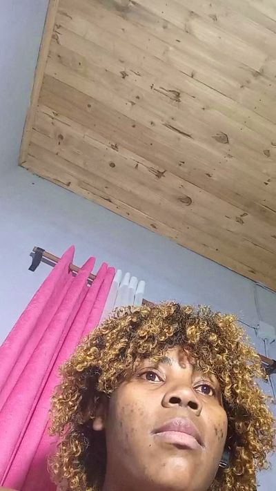 shamirah_sexy live cam on Cam4