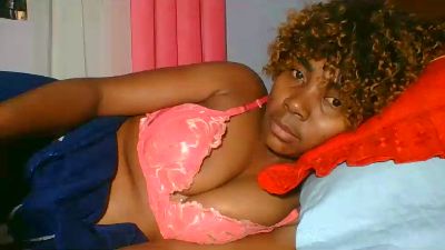 shamirah_sexy live cam on Cam4
