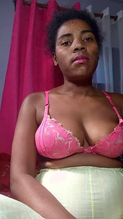 shamirah_sexy live cam on Cam4