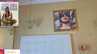 shanelle__ live cam on Cam4