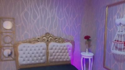 shanelle__ live cam on Cam4