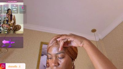 shanelle__ live cam on Cam4