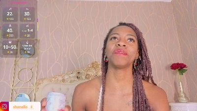 shanelle__ live cam on Cam4
