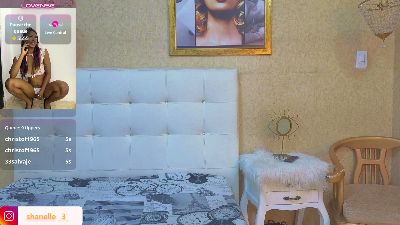 shanelle__ live cam on Cam4