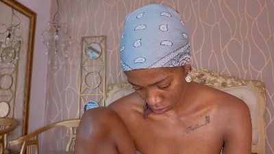 shanelle__ live cam on Cam4