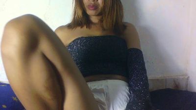 shaniasexy04 live cam on Cam4