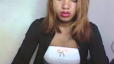 shaniasexy04 live cam on Cam4