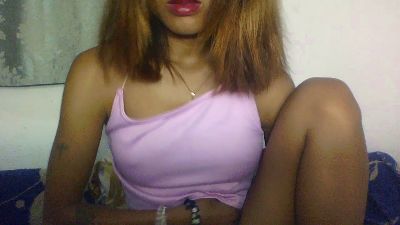 shaniasexy04 live cam on Cam4