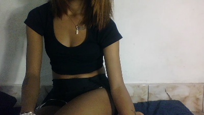 shaniasexy04 live cam on Cam4