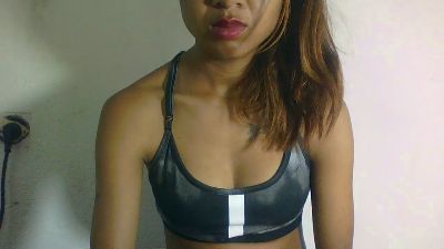 shaniasexy04 live cam on Cam4