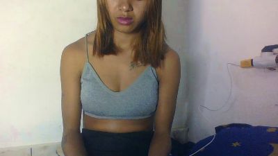 shaniasexy04 live cam on Cam4