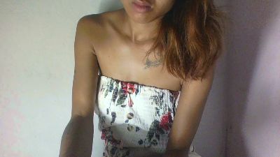 shaniasexy04 live cam on Cam4
