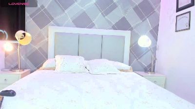 shanta_nastasia live cam on Cam4