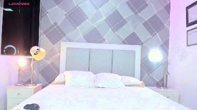 shanta_nastasia live cam on Cam4