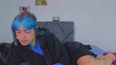 sharlotte777_ live cam on Cam4