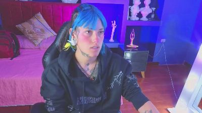sharlotte777_ live cam on Cam4
