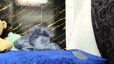 sharoll_18 live cam on Cam4