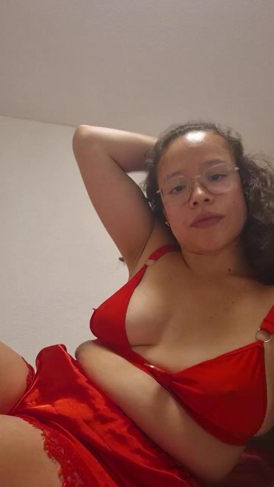sharon_nikol live cam on Cam4