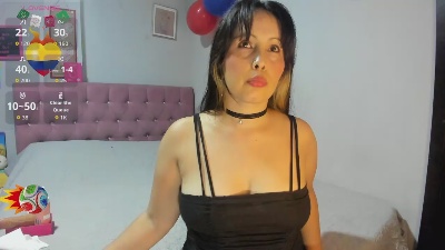 sharonbrn21 live cam on Cam4