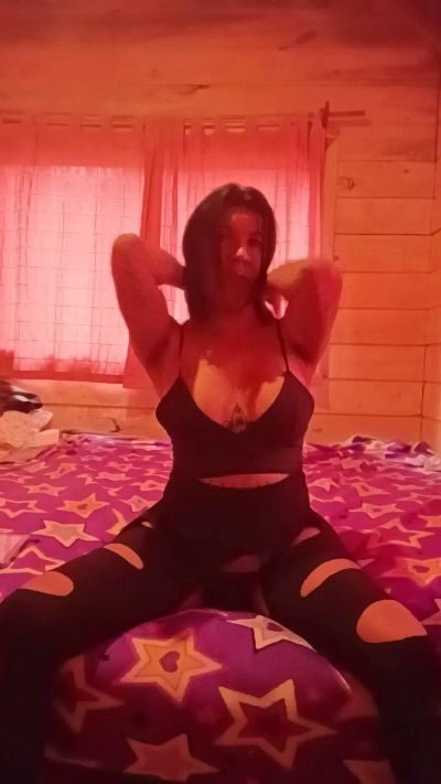 sheila03 live cam on Cam4