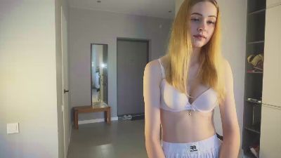 shelma_rigiz live cam on Cam4