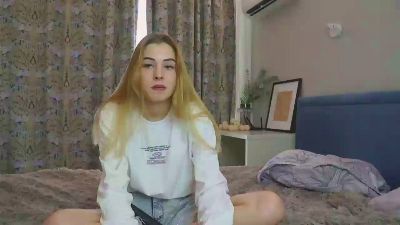 shelma_rigiz live cam on Cam4