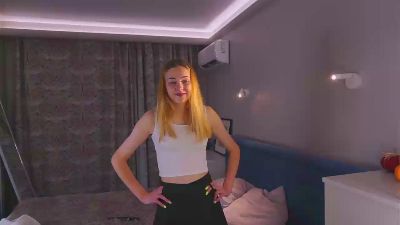 shelma_rigiz live cam on Cam4